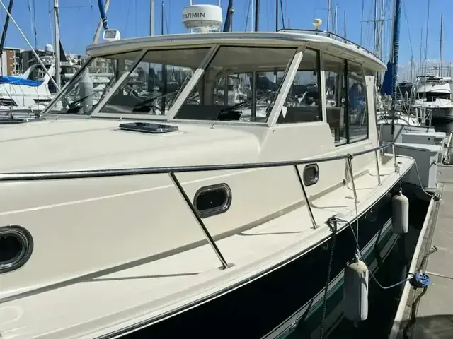Mainship Boats 34 ft for sale in United States of America for $156,000 (£121,242)