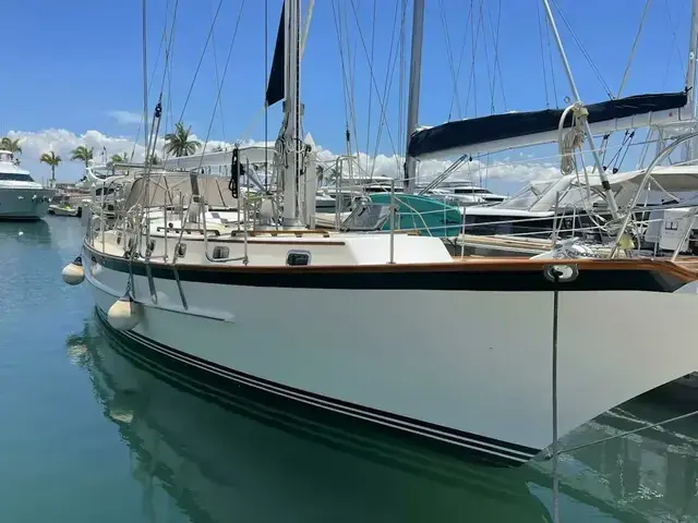 Cabo 49 Ft