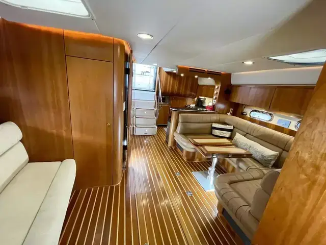 Tiara Yachts 5200 Sovran