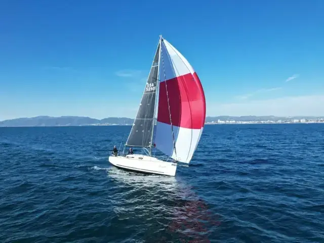 Beneteau 10R