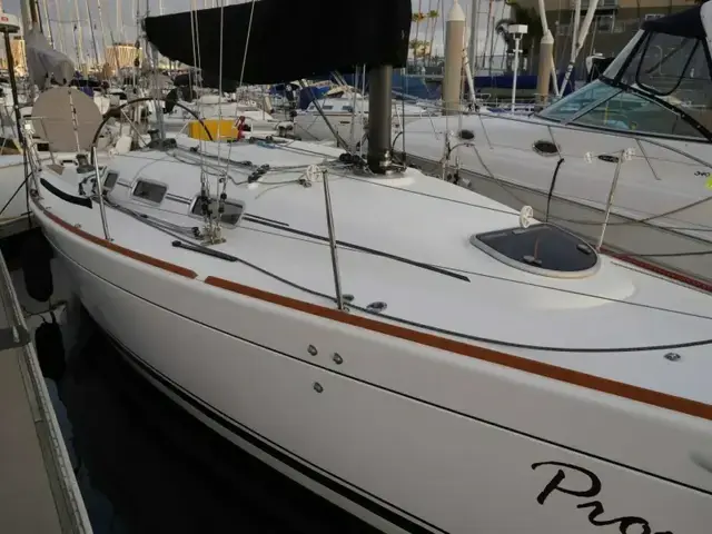 Beneteau 10R