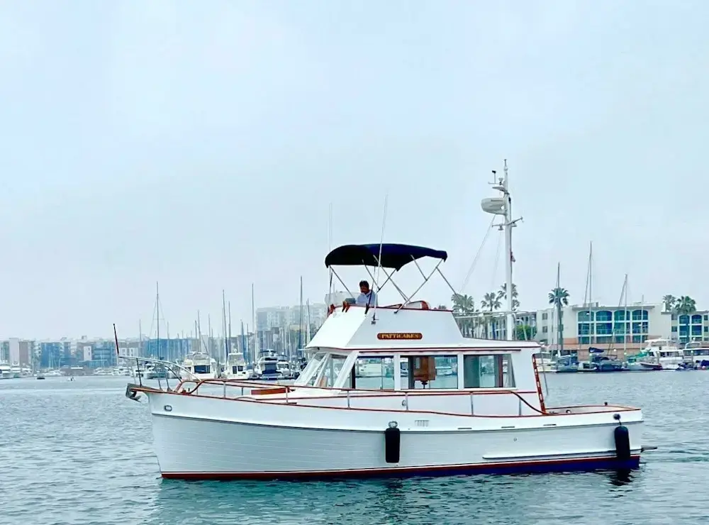 1971 Grand 32 sedan trawler