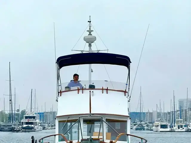 Grand Banks 32 Sedan Trawler