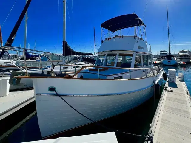 Grand Banks 32 Sedan Trawler