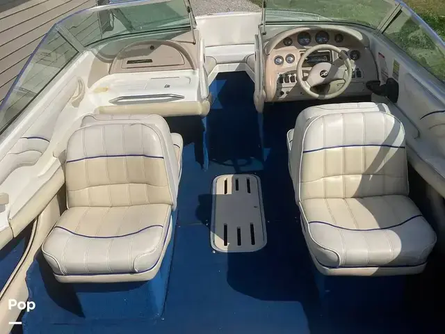 Sea Ray 220 Signature Select