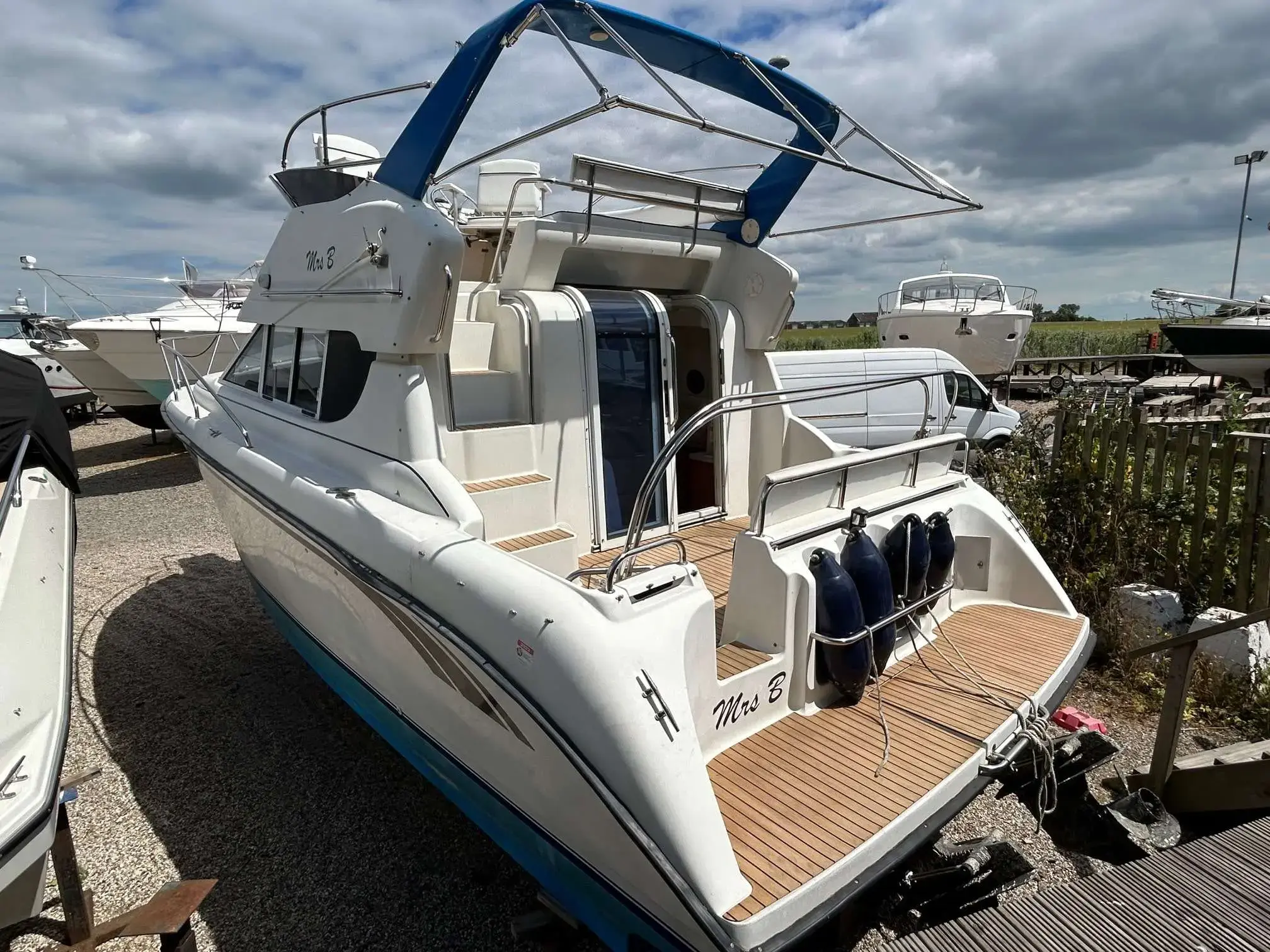 1994 Silverton 312 sedan flybridge