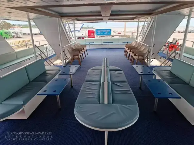 Passenger Cruiseship 800 Pax