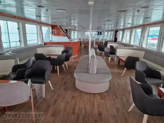 Passenger Cruiseship 800 Pax