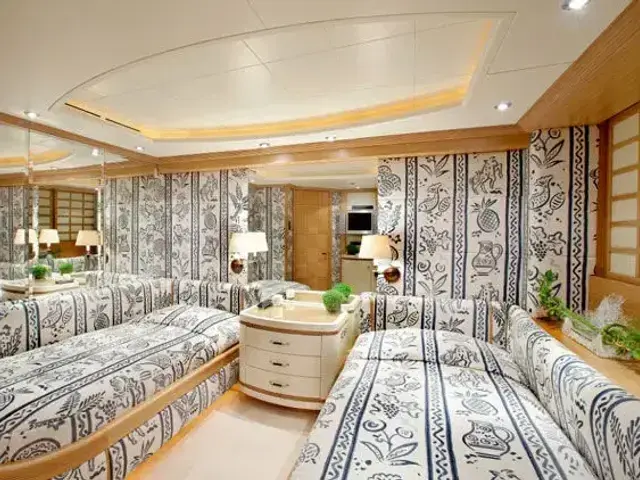 Benetti 164ft.