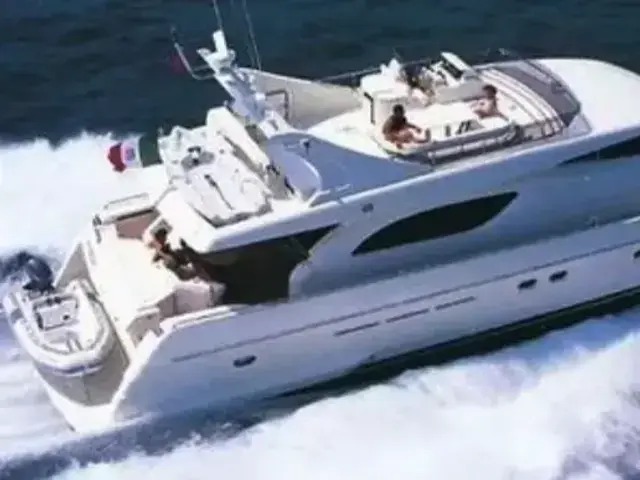 Ferretti Yachts 72