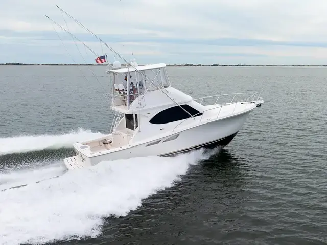 Tiara 39'