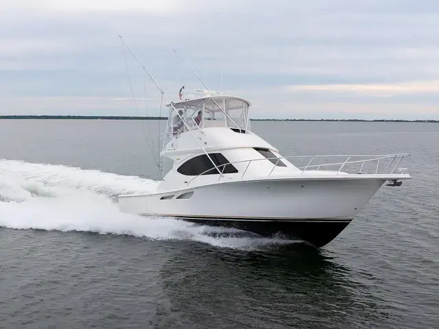 Tiara 39'