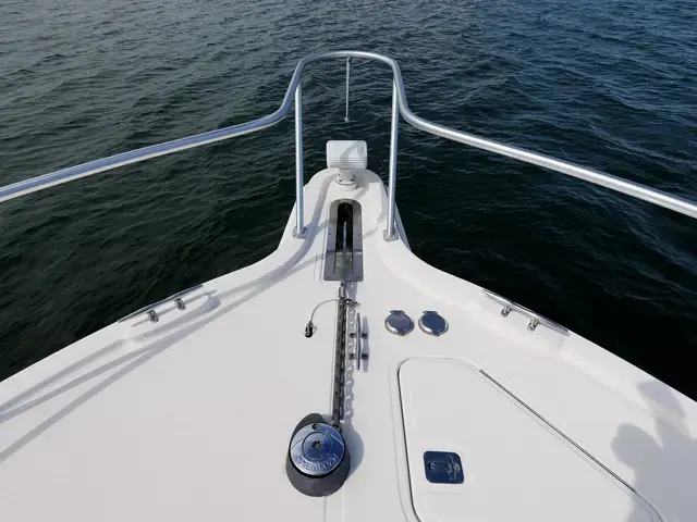 Tiara 39'