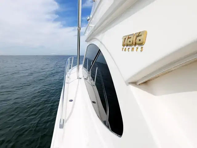 Tiara 39'