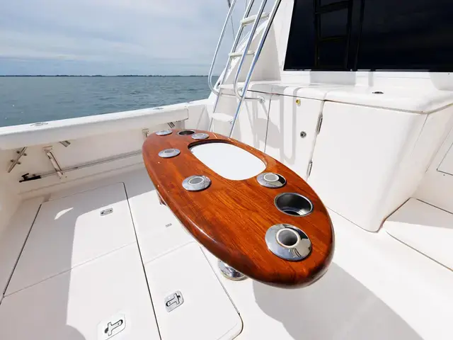 Tiara 39'