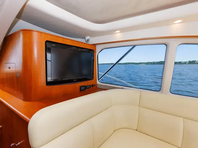 Tiara 39'