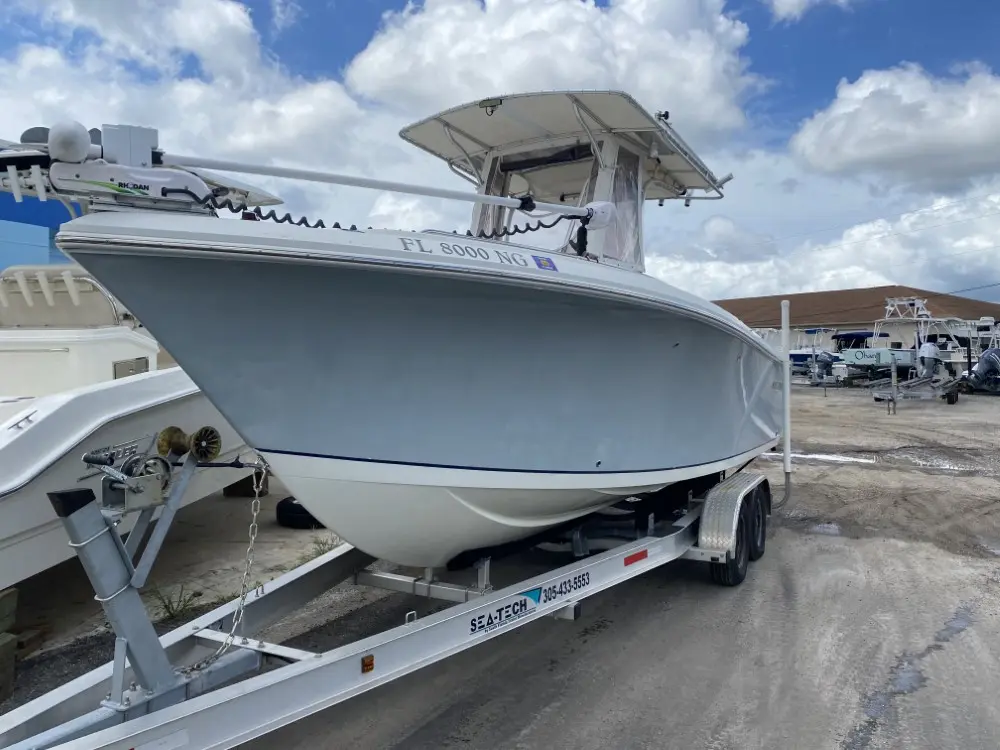 2007 Sailfish 2360-boat