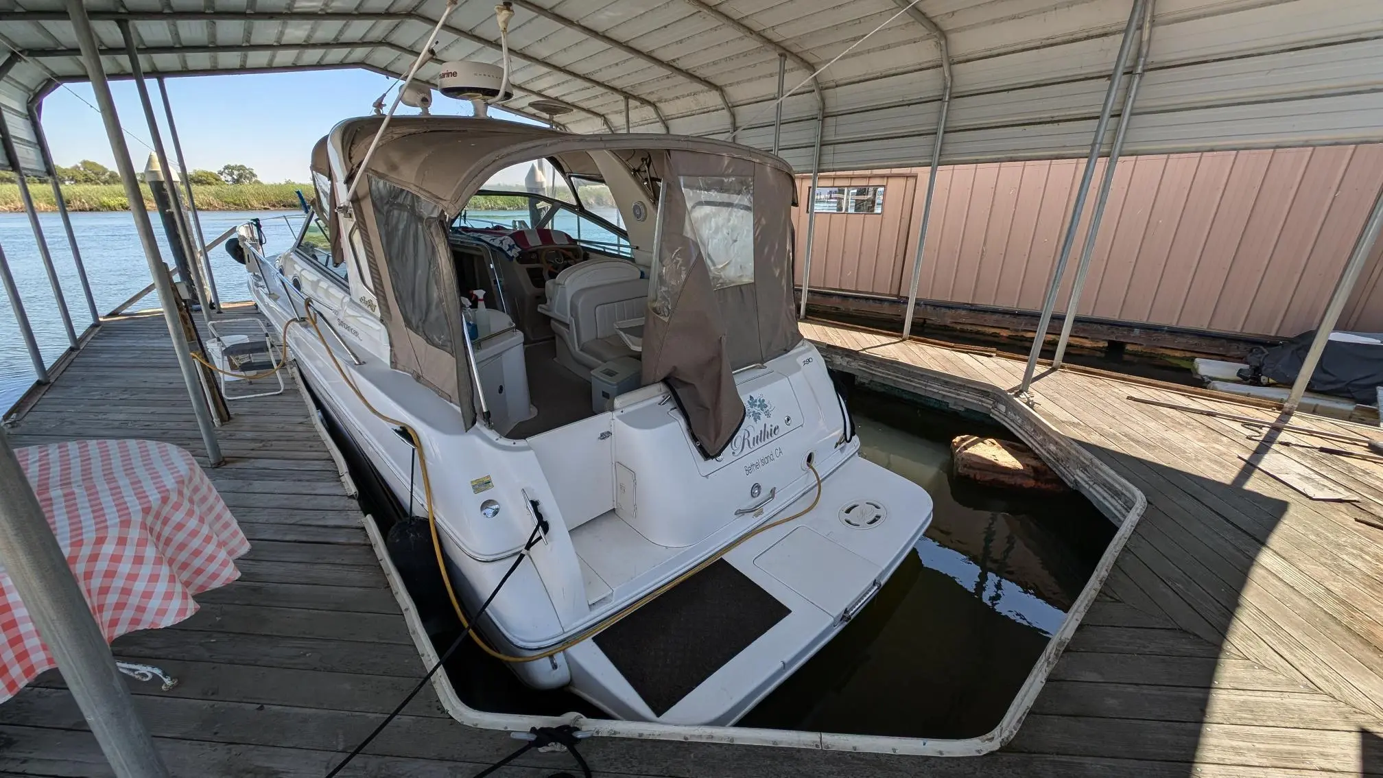 1999 Sea Ray sundancer 290