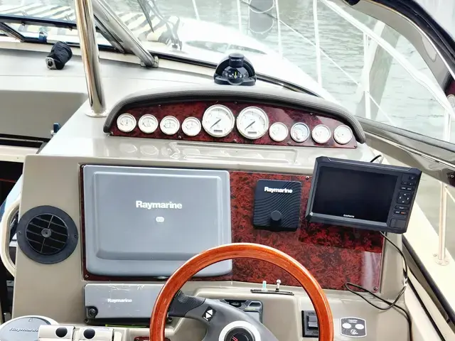 Regal 44'