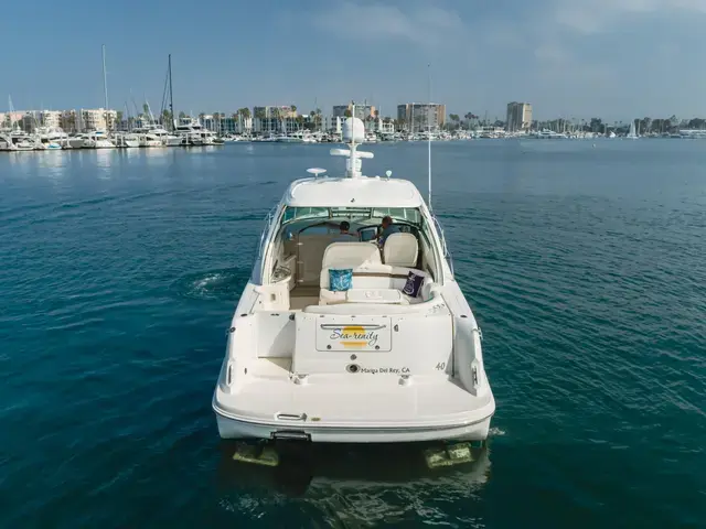 Sea Ray 40