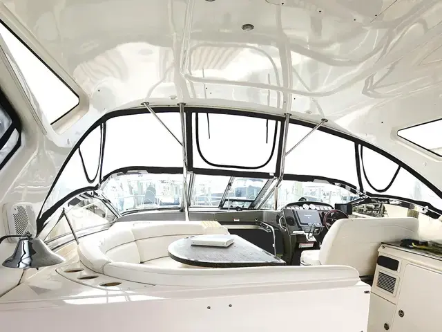 Regal 44'