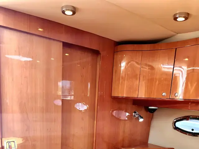 Regal 44'