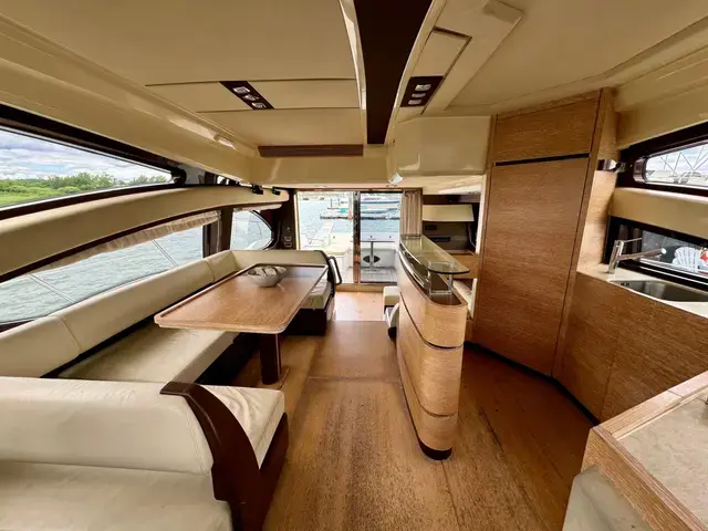 Azimut 53'