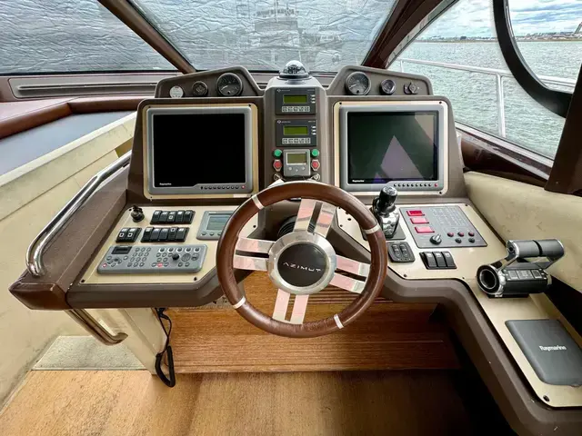 Azimut 53'