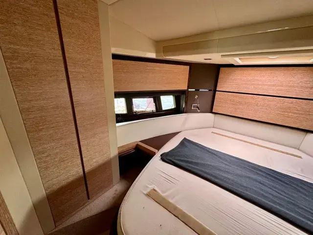 Azimut 53'