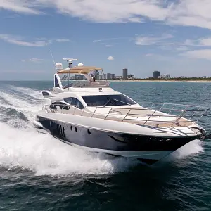 2013 Azimut 64'