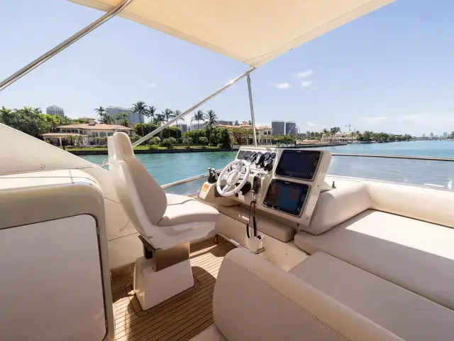 Azimut 64