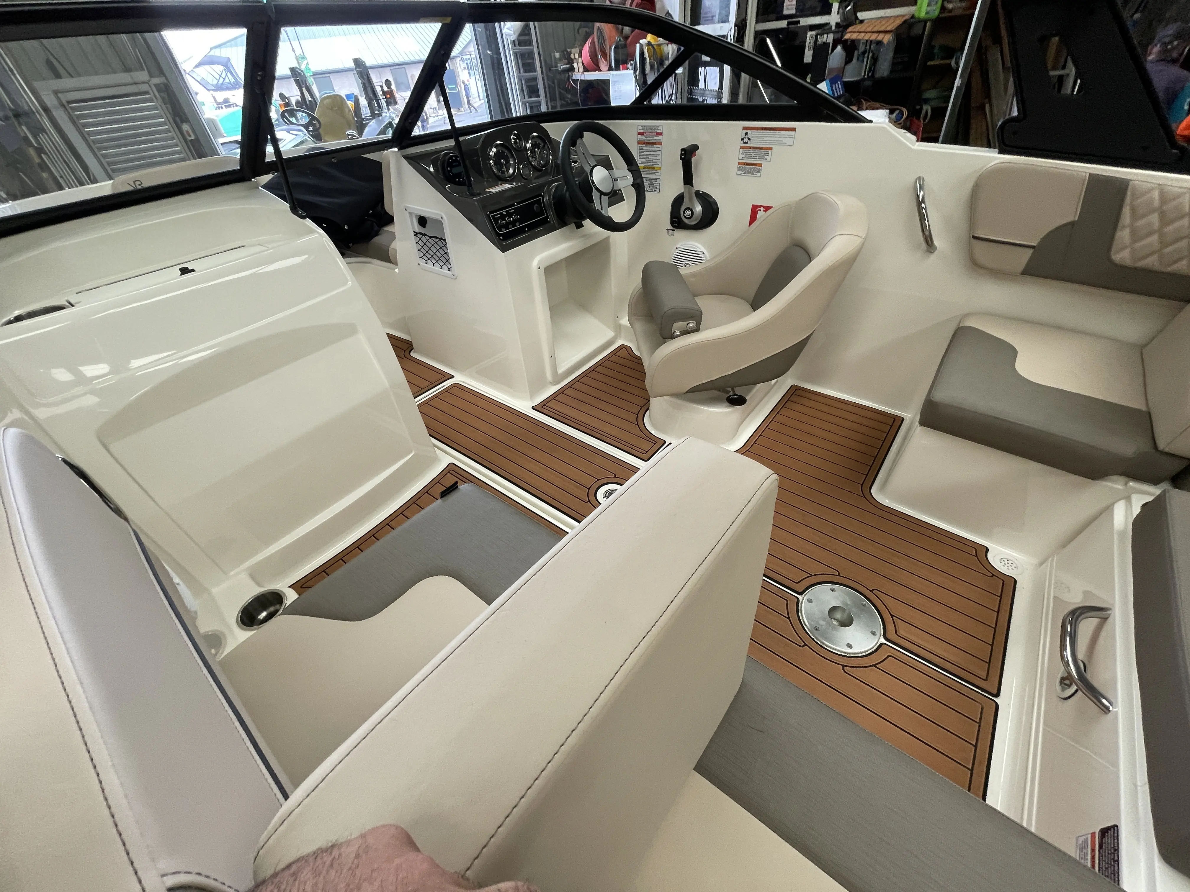 2023 Bayliner vr4 bowrider