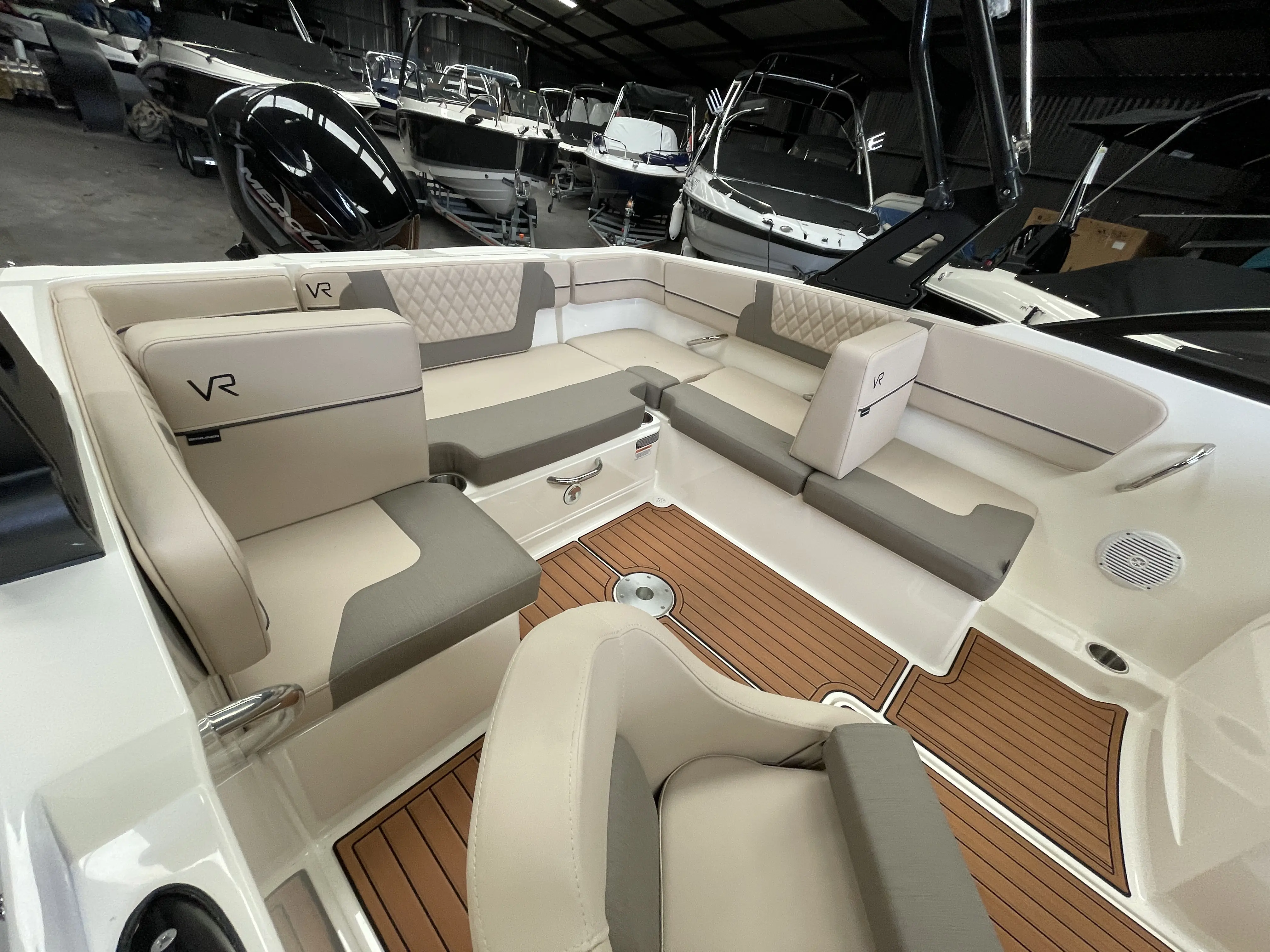 2023 Bayliner vr4 bowrider