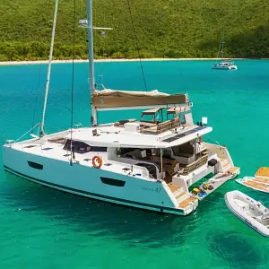 2019 Fountaine Pajot Saona 47