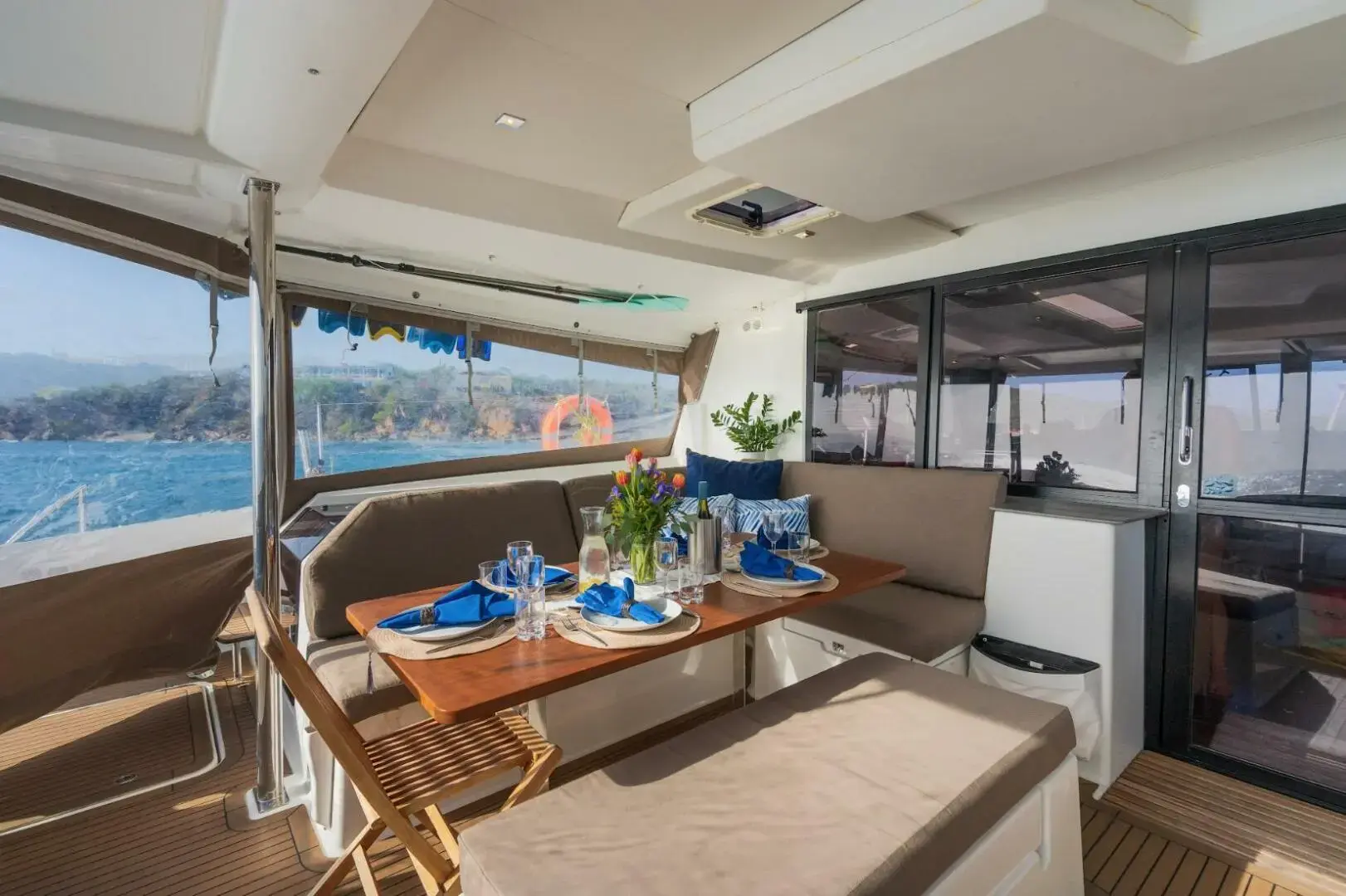 2019 Fountaine Pajot saona 47