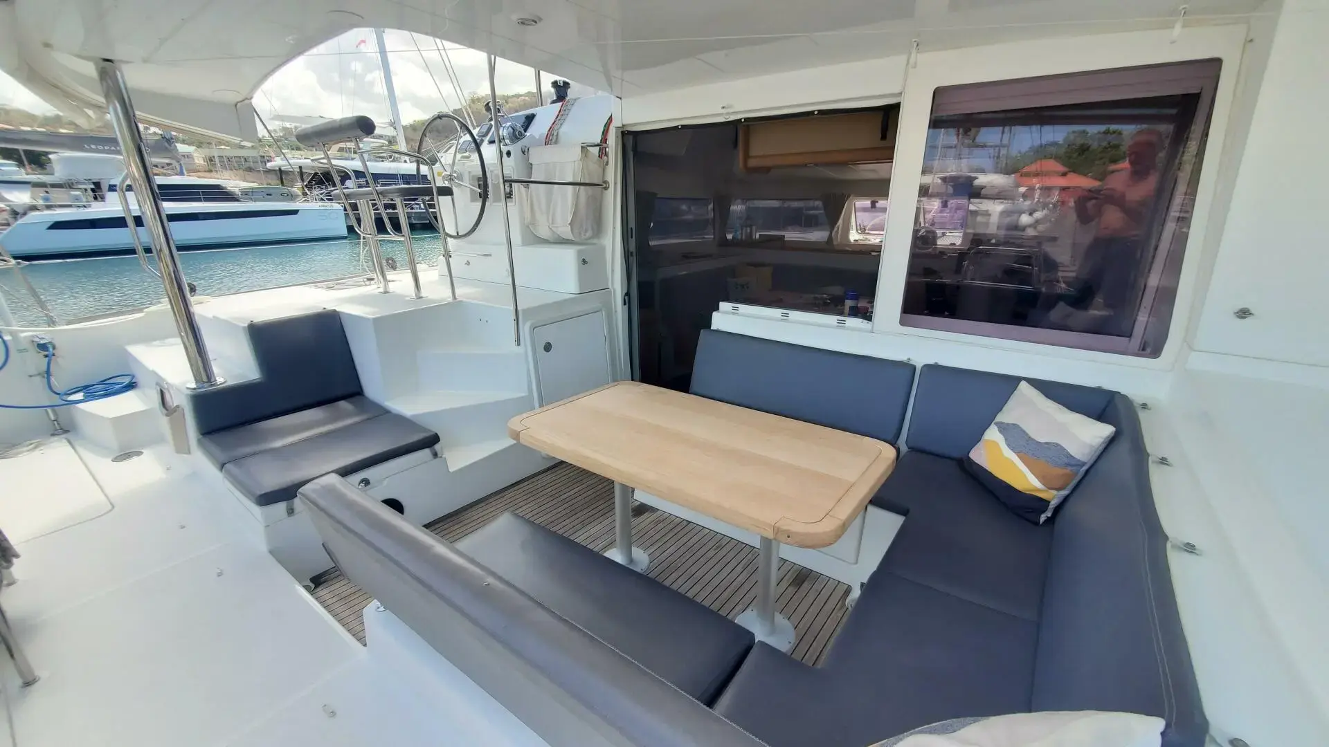 2011 Lagoon 400