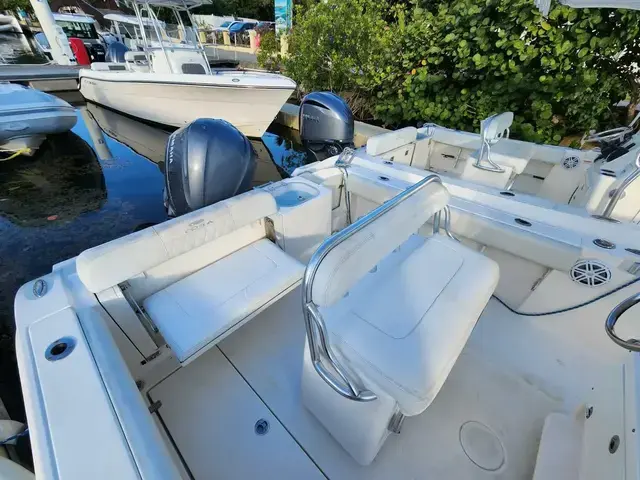 Cobia Boats 237 CC