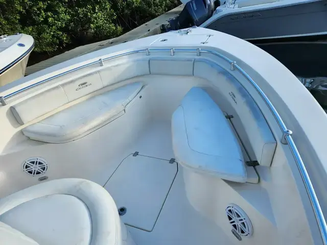 Cobia Boats 237 CC