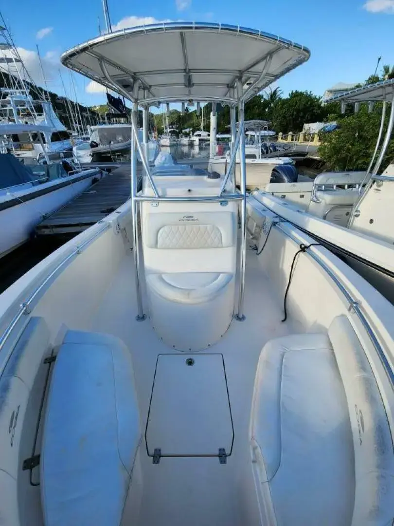 2021 Cobia Boats 237 cc