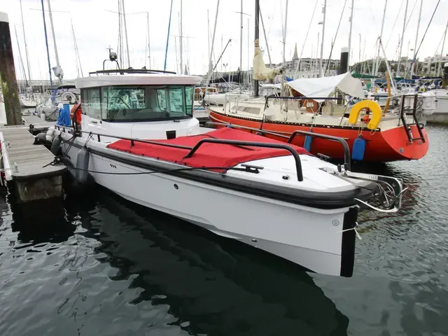 Axopar 28 CABIN