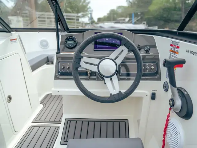 Bayliner Vr4