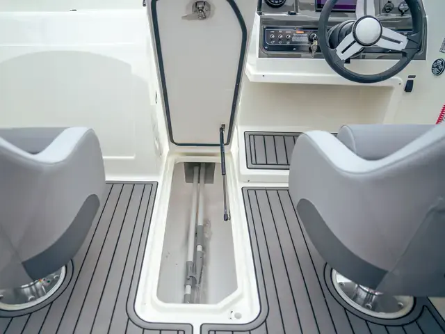 Bayliner Vr4