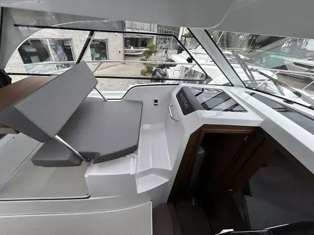 Beneteau Antares 9 OB