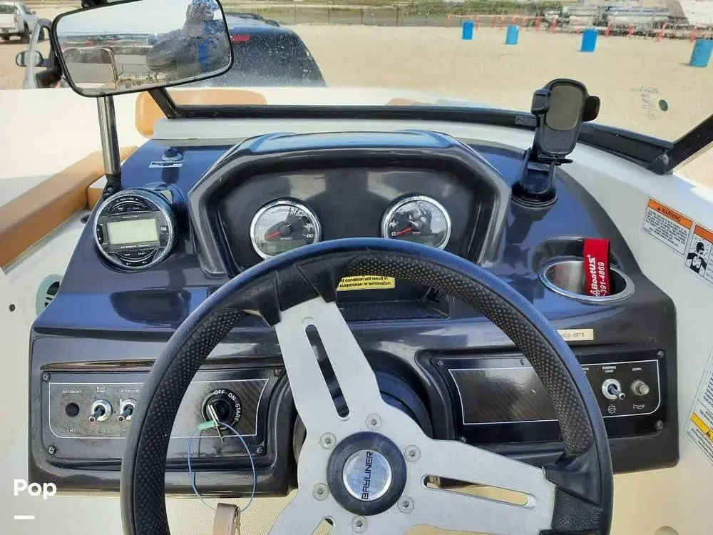 2021 Bayliner vr6 ob