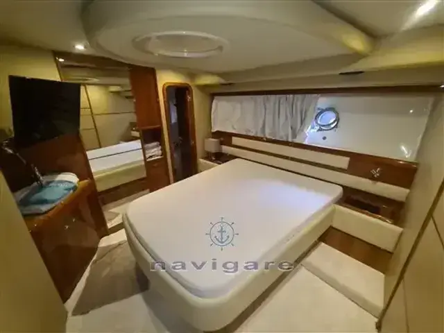 Ferretti Yachts FERRETTI 590