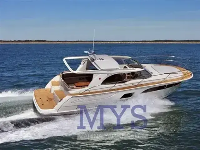 Marex Cabriolet Cruiser 360