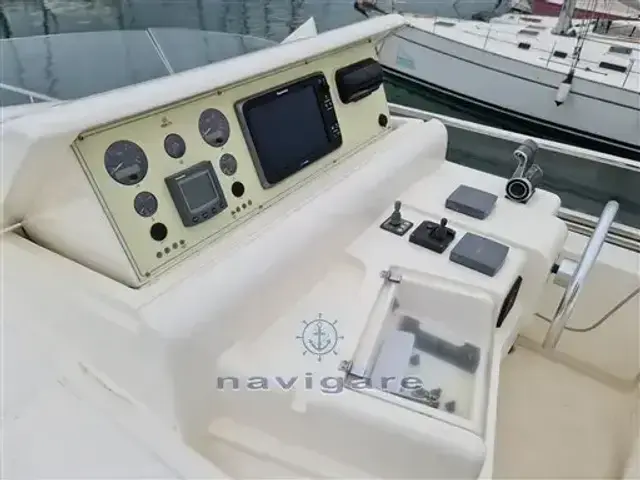 Ferretti Yachts FERRETTI 590