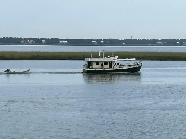 Custom Trawler Chandeleur Lugger