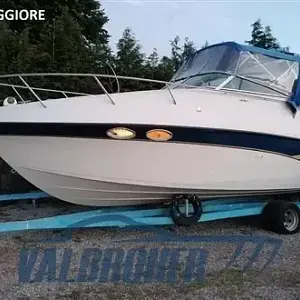 1999 Crownline 268 CR