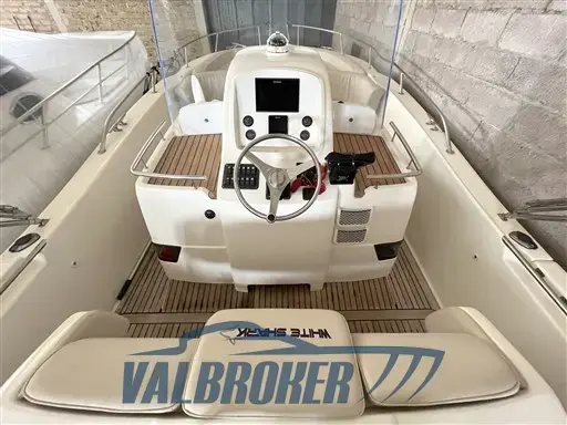 2006 Bimini 285